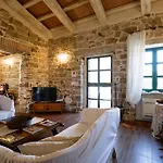 In Campagna Con Piscina Privata