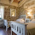 In Campagna Con Piscina Privata