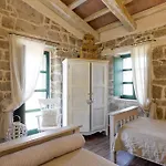 Villa In Campagna Con Piscina Privata