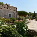 In Campagna Con Piscina Privata * Uri