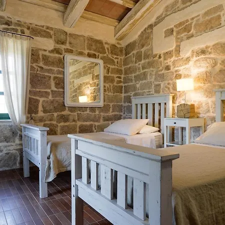 In Campagna Con Piscina Privata