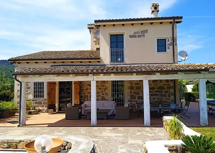 In Campagna Con Piscina Privata